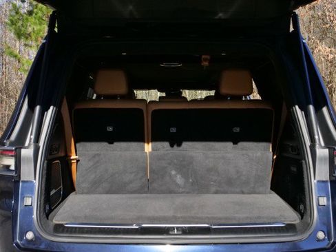 Used 2022 Jeep Grand Wagoneer Series III w/ Rear Seat Video Group 1 image 44