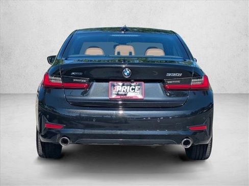 Used 2022 BMW 330i xDrive Sedan w/ Premium Package 2 AWD/4WD image 7