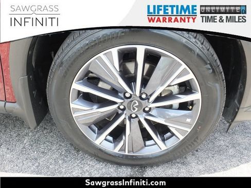 Used 2026 INFINITI QX60 Luxe w/ Cargo Package FWD image 7