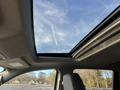 Used 2022 GMC Sierra 1500 Denali image 26