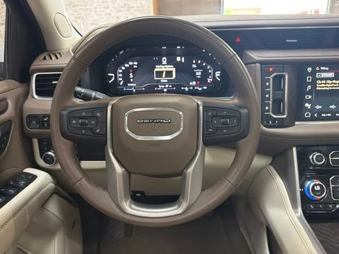 Used 2023 GMC Yukon Denali AWD/4WD image 21
