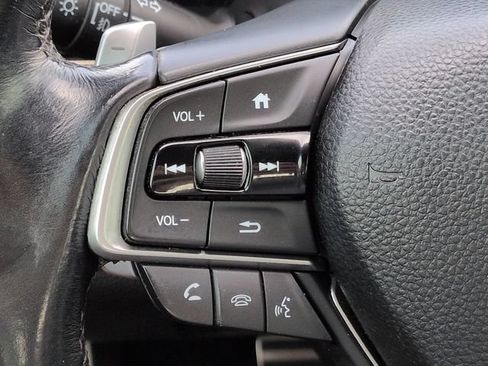 Used 2018 Honda Accord Sport image 22