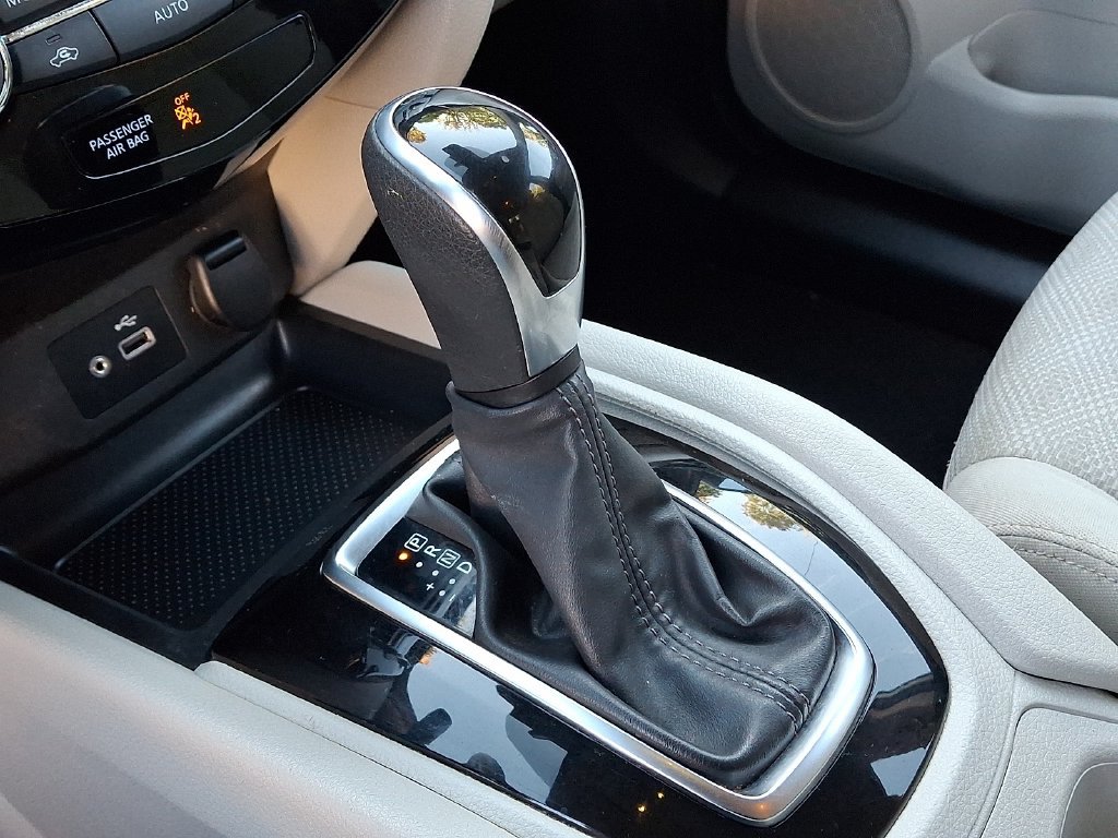 Used 2019 Nissan Rogue Sport SV AWD/4WD image 15