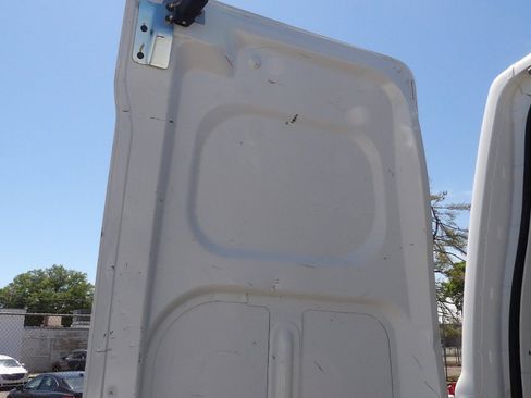 Used 2020 Nissan NV 2500 SV RWD image 39