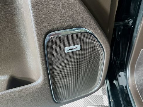 Used 2019 GMC Sierra 2500 Denali w/ Duramax Plus Package AWD/4WD image 33