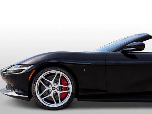 Certified 2024 Ferrari Roma Spider RWD image 28