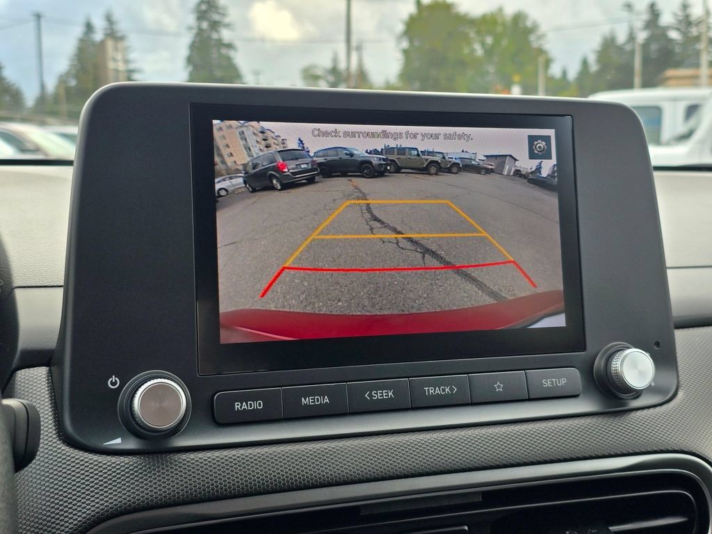 Used 2023 Hyundai Kona SE FWD image 23