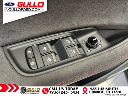 Used 2025 Audi RS Q8 performance AWD/4WD image 21