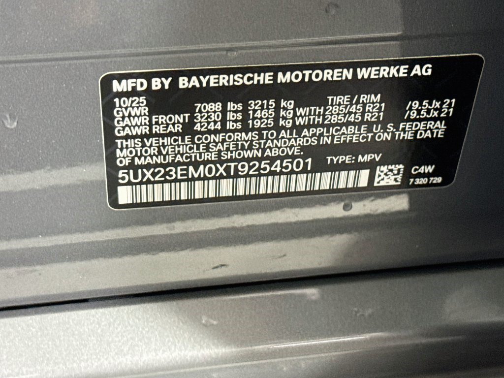 Used 2026 BMW X7 xDrive40i AWD/4WD image 39