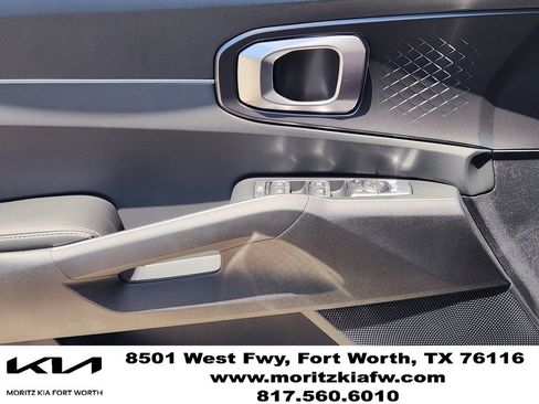 New 2026 Kia Sorento LX FWD image 16