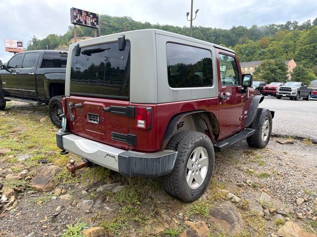 Used 2010 Jeep Wrangler Sahara AWD/4WD image 4