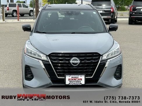 Used 2023 Nissan Kicks SR w/ Interior Electronics Package FWD image 2