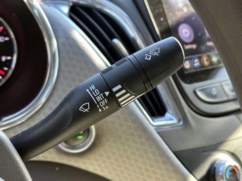 Used 2019 Chevrolet Malibu Hybrid image 23