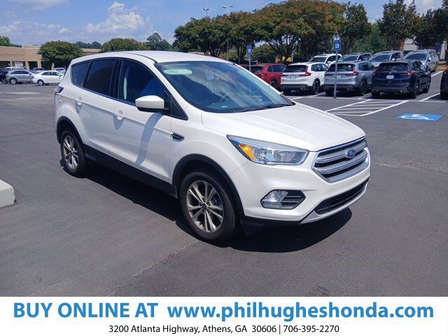 Used 2017 Ford Escape SE FWD image 1