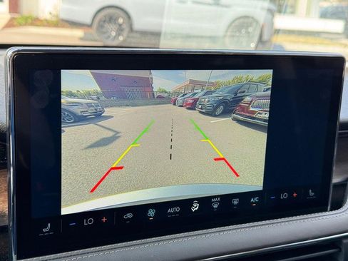 Certified 2023 Lincoln Corsair Reserve w/ Jet Appearance Package image 24