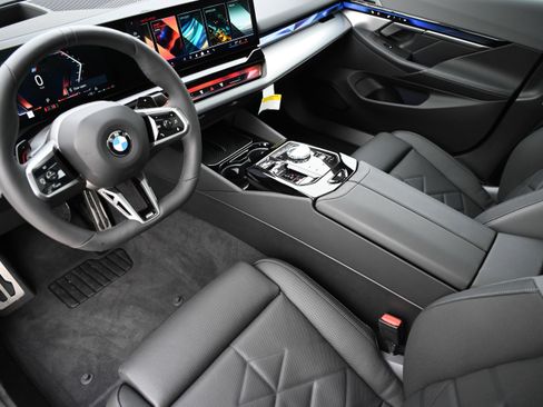 Certified 2024 BMW 540i xDrive image 12