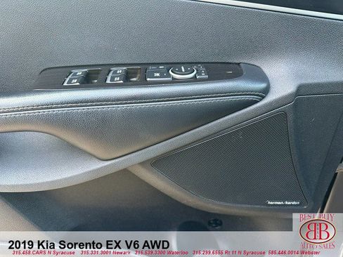 Used 2019 Kia Sorento EX w/ EX Premium Package image 10