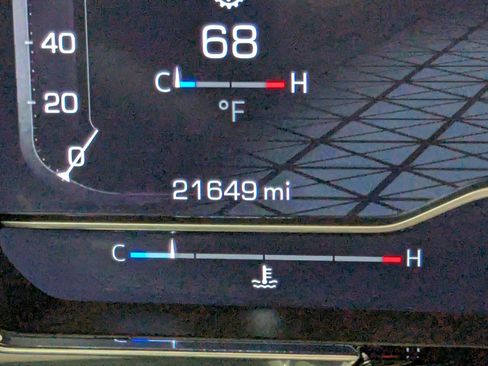 Used 2024 GMC Sierra 1500 Elevation w/ Elevation Premium Package image 18