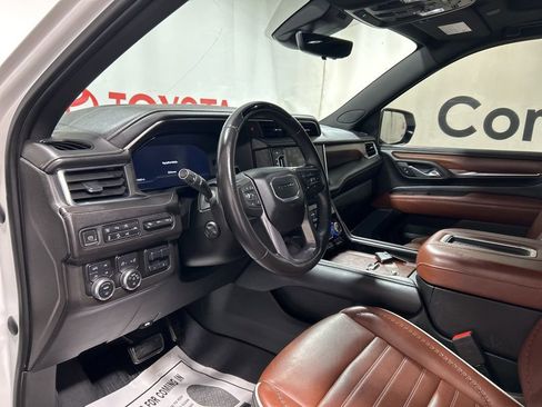 Used 2023 GMC Yukon Denali Ultimate image 21