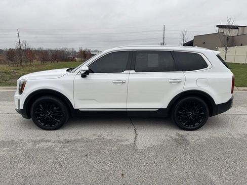 Used 2022 Kia Telluride SX w/ Towing Package image 8