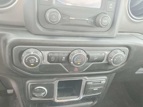 Used 2020 Jeep Wrangler Unlimited Sport AWD/4WD image 17