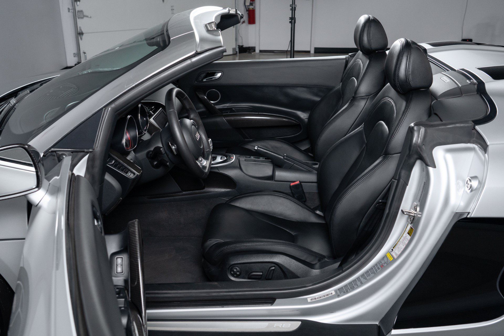 Used 2012 Audi R8 V10 AWD/4WD image 46