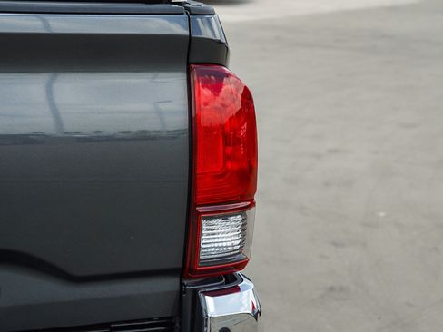 Certified 2020 Toyota Tacoma SR5 RWD image 8