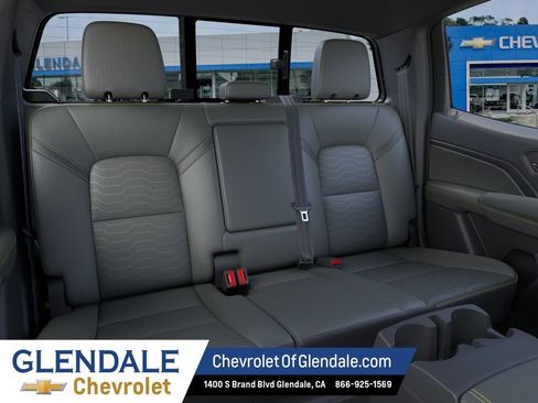 New 2026 Chevrolet Colorado ZR2 w/ Technology Package AWD/4WD image 17