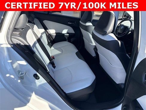 Used 2019 Toyota Prius XLE image 11