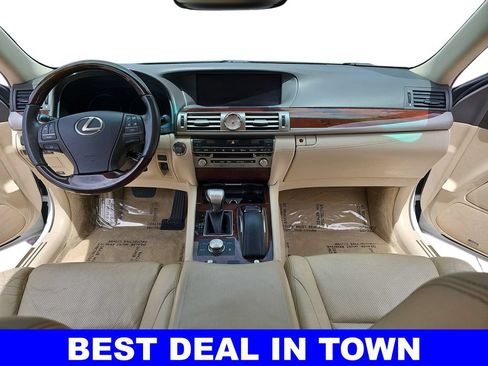 Used 2016 Lexus LS 460 w/ Comfort Package RWD image 9