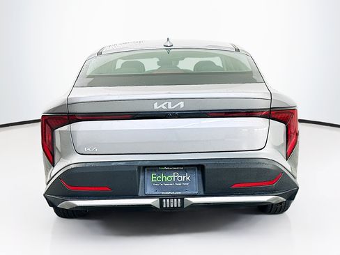 Used 2025 Kia K4 FWD image 7