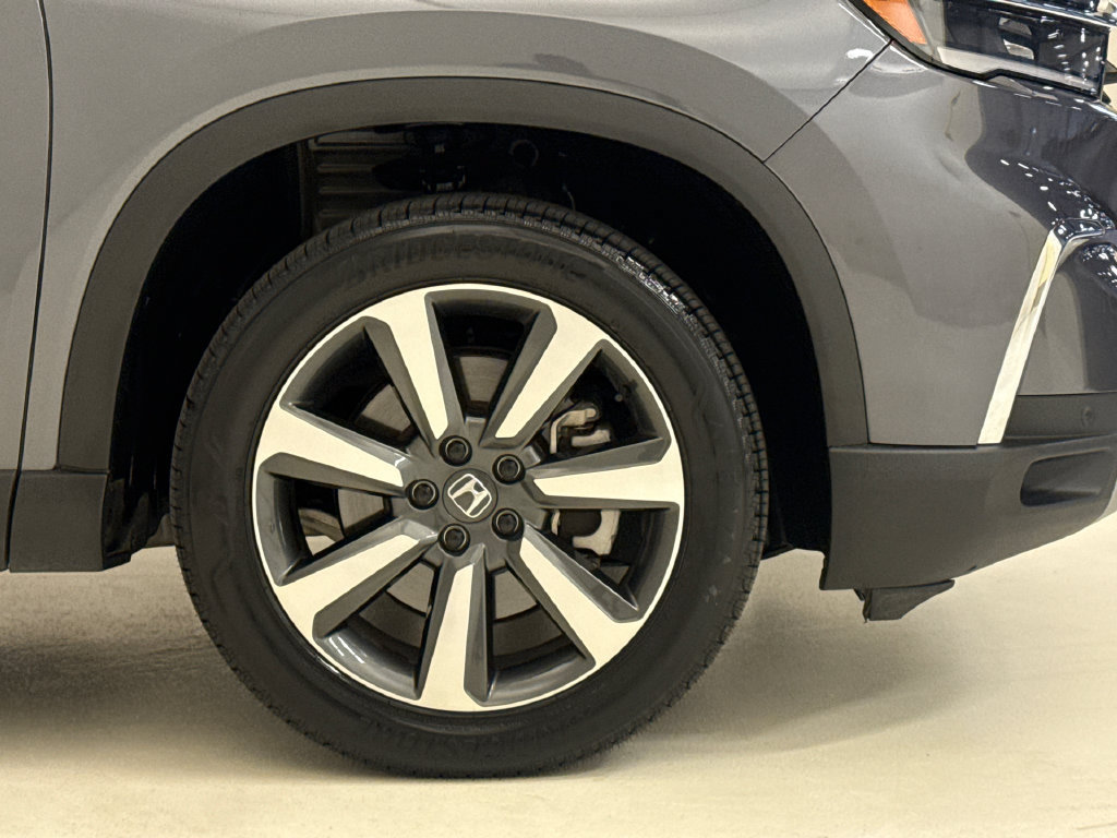 Certified 2025 Honda Pilot Elite image 7