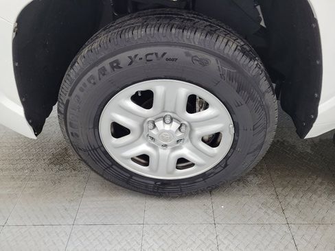 Used 2022 Toyota Tundra SR w/ SR Tow Package image 31