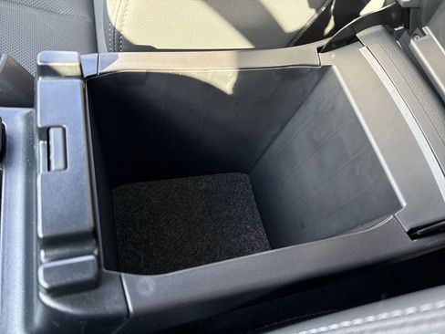 New 2026 Subaru Outback Touring XT image 38