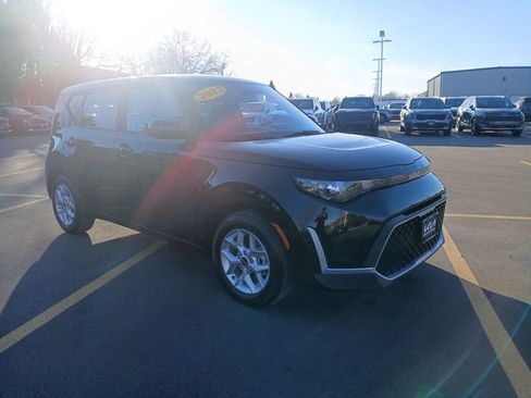 Certified 2023 Kia Soul LX w/ LX Technology Package image 1