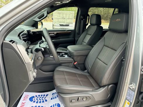 New 2026 Chevrolet Tahoe High Country RWD image 19