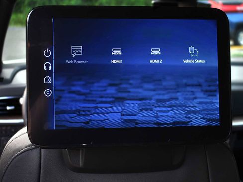 New 2026 Chevrolet Suburban High Country image 11