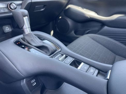 Used 2025 Honda HR-V LX image 20