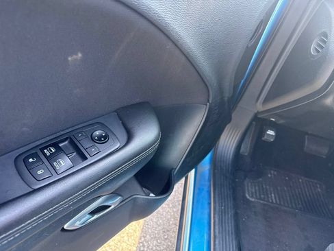 Used 2018 Dodge Challenger SXT RWD image 18