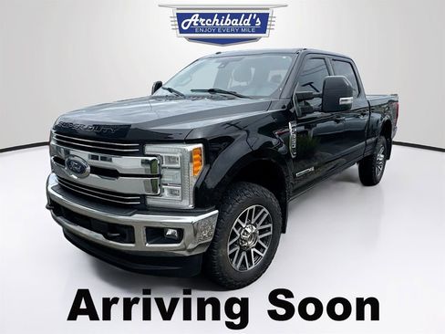 Used 2017 Ford F350 Lariat w/ Lariat Ultimate Package AWD/4WD image 2