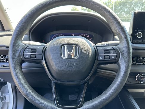 Used 2023 Honda Accord LX image 6