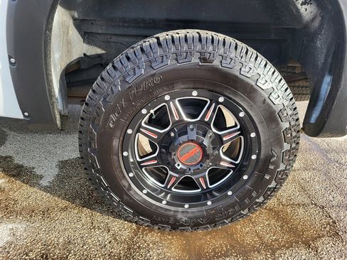 Used 2011 GMC Sierra 1500 SLT w/ All-Terrain Package image 28