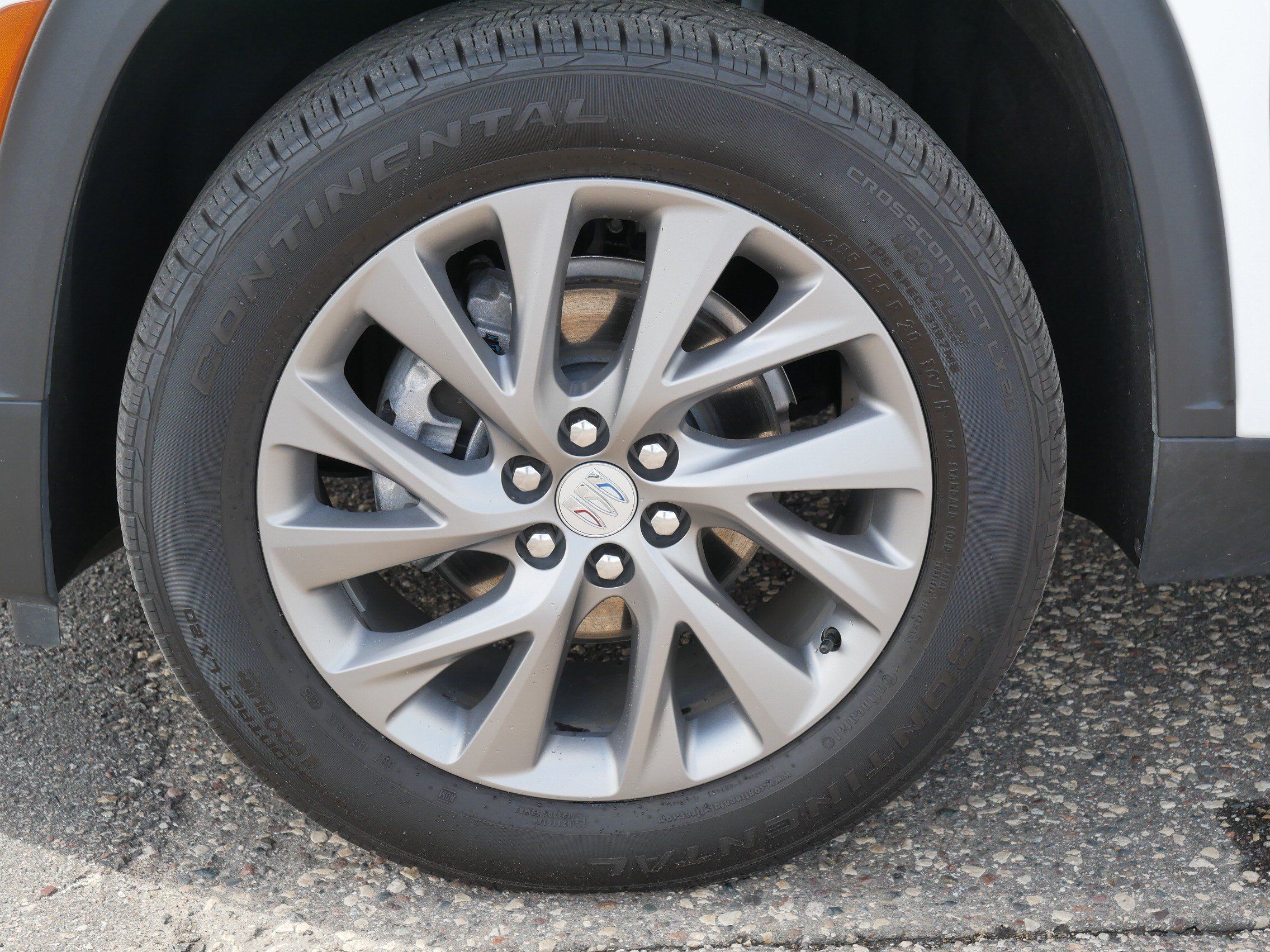 Used 2026 Buick Enclave Preferred AWD/4WD image 15