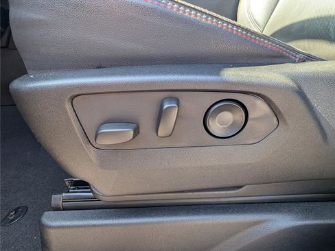 Used 2021 Chevrolet Tahoe RST w/ Luxury Package image 22