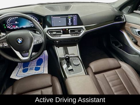 Used 2022 BMW 330i xDrive Sedan w/ Premium Package 2 AWD/4WD image 29