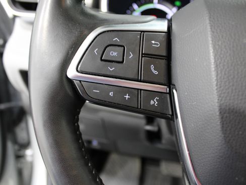 Used 2021 Toyota Highlander Limited image 10