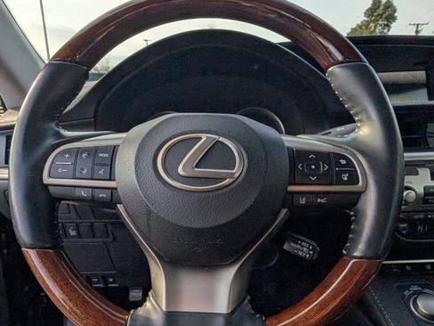 Used 2018 Lexus ES 350 image 28