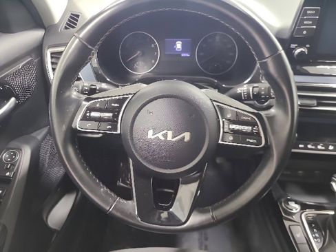 Used 2023 Kia Seltos S AWD/4WD image 24