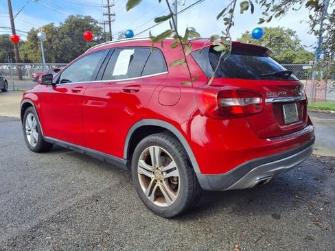 Used 2015 Mercedes-Benz GLA 250 image 4
