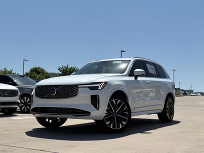 New 2025 Volvo XC90 T8 Plus w/ Protection Package Premier
